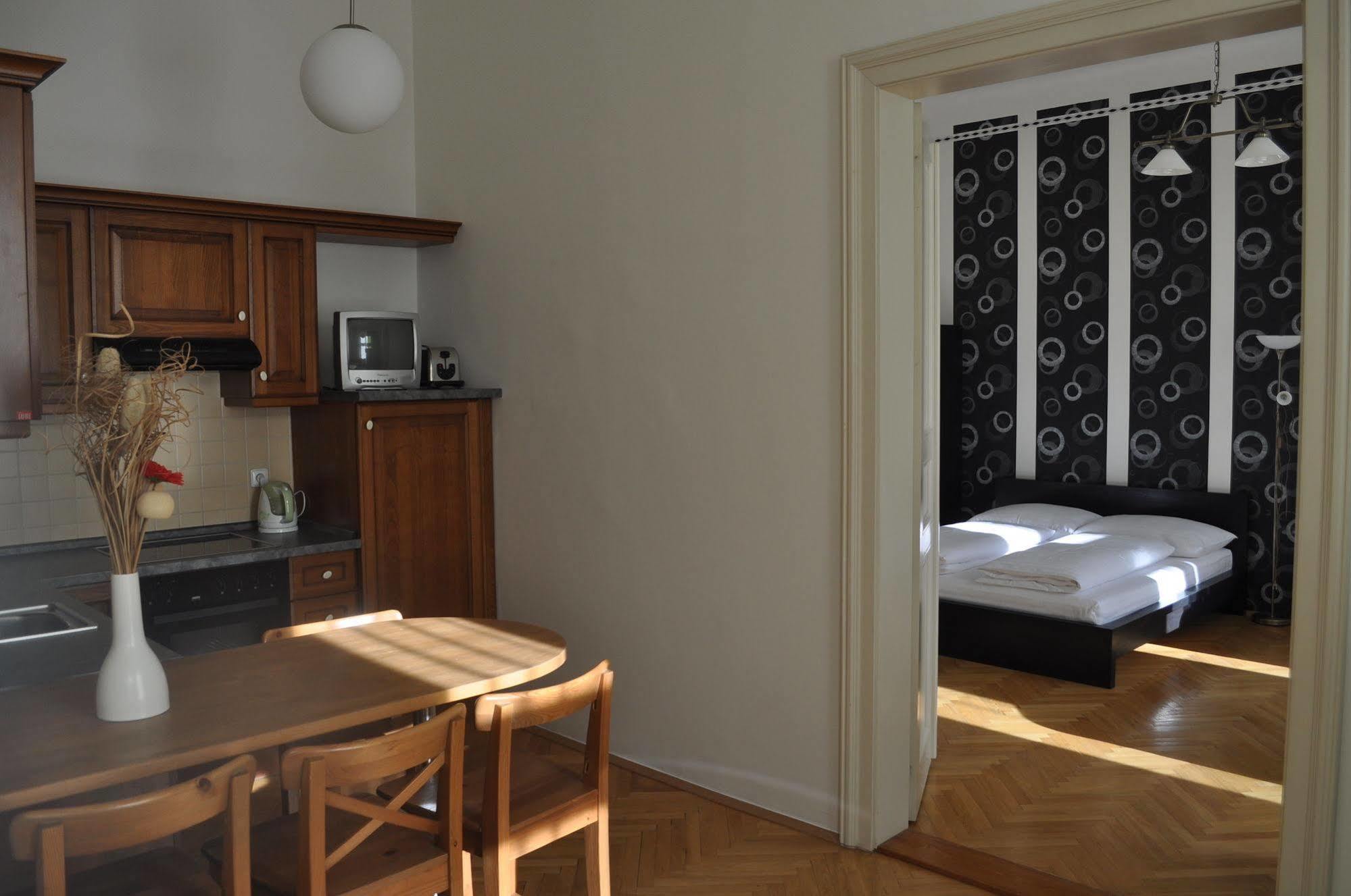 Apartamento The Family's Nest Praga
