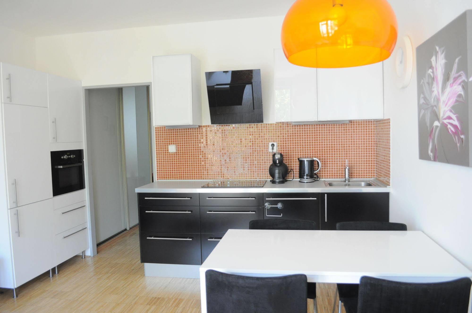 The Family's Nest Apartment *
