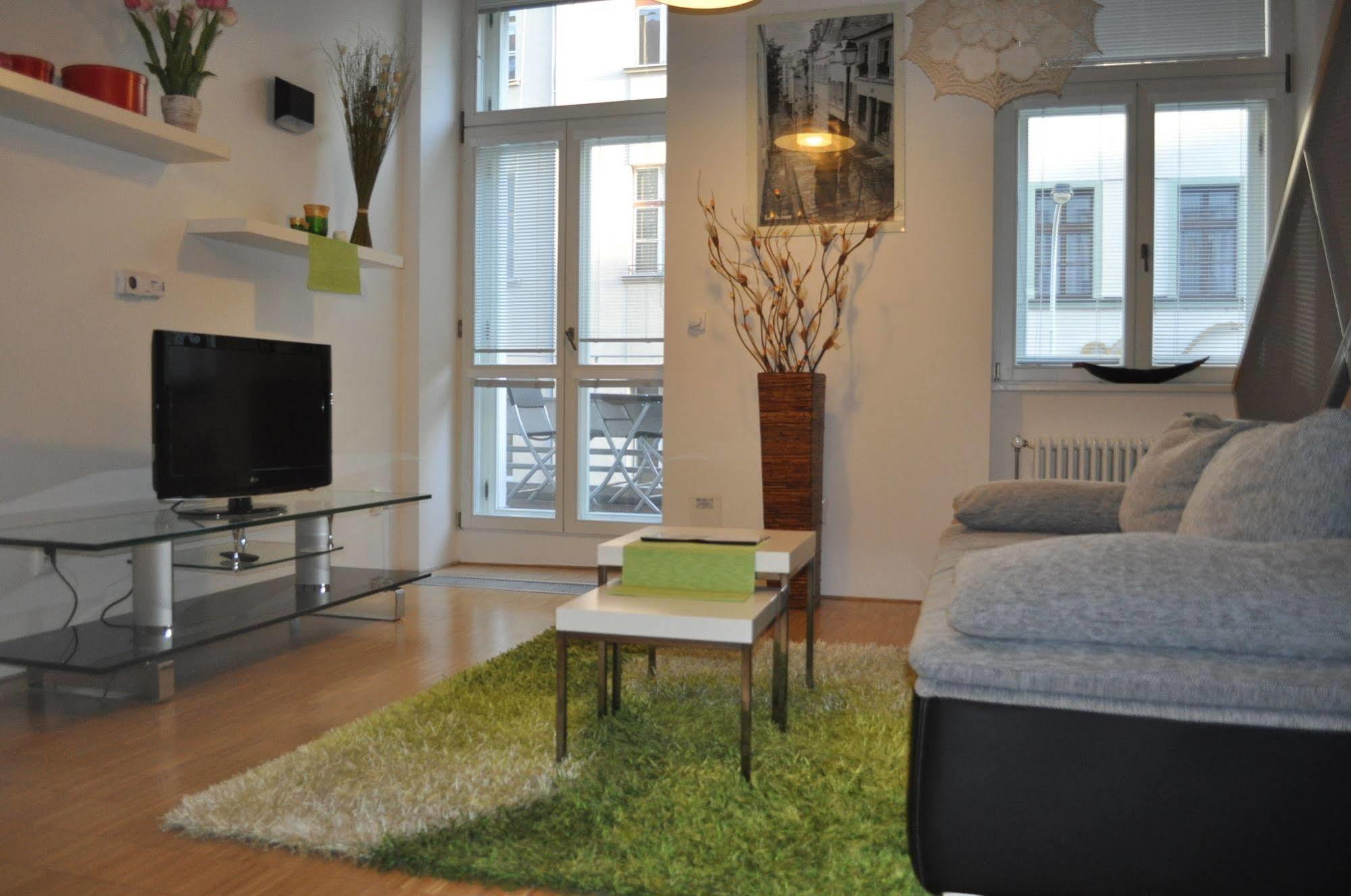 Apartment The Family's Nest Prague
